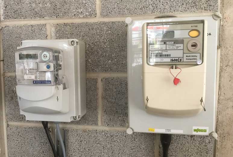 The SHM Iskra monitoring meter (LHS) and the incoming EDF billing meter (RHS)
